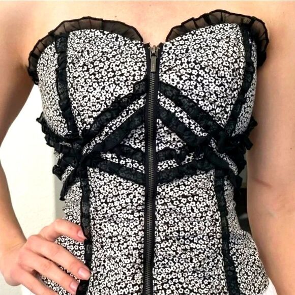bebe Other - Bebe Black and White Floral Corset Bustier - Size S